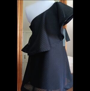 Halston Heritage off shoulder black cocktail dress never worn size 2